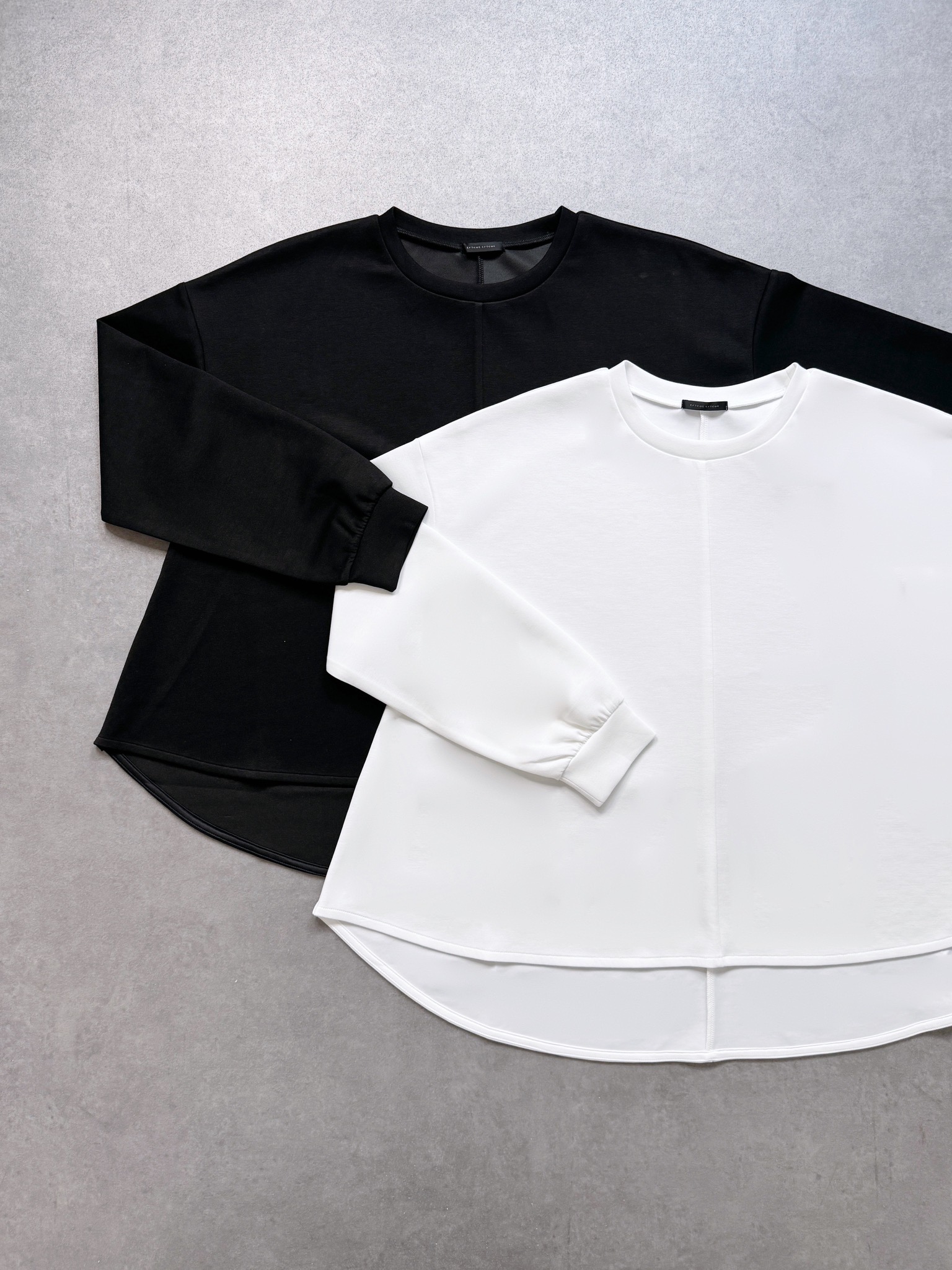 SELECT(セレクト)　ポンチフレアープルオーバー