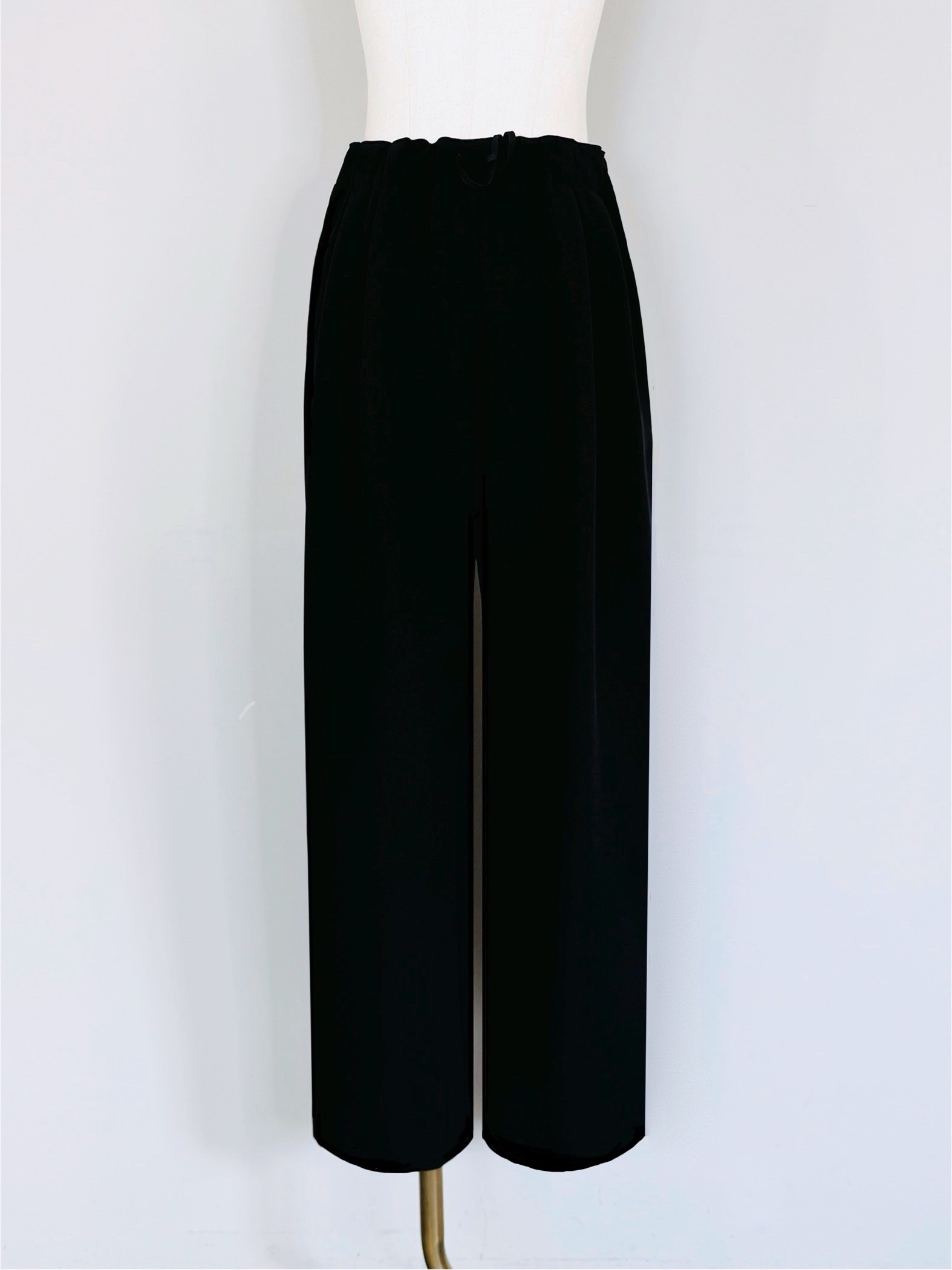 SELECT(セレクト)　タックコクーンイージーパンツ《SET UPアイテム》