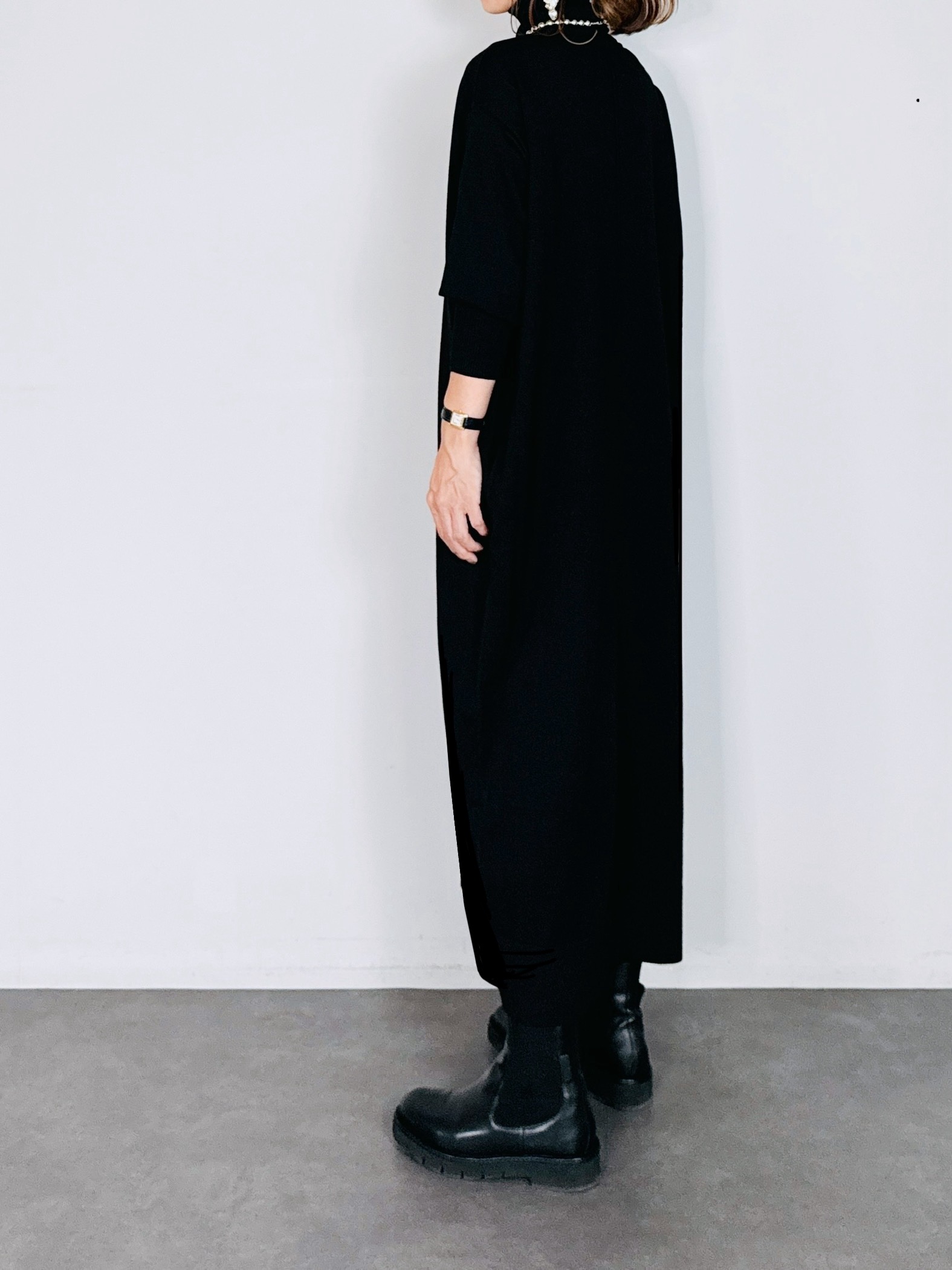 完売品　chouchou セレクト　ハイツイストスムースワンピース SELECT(セレクト) ハイネックコクーンニットワンピース｜Praise