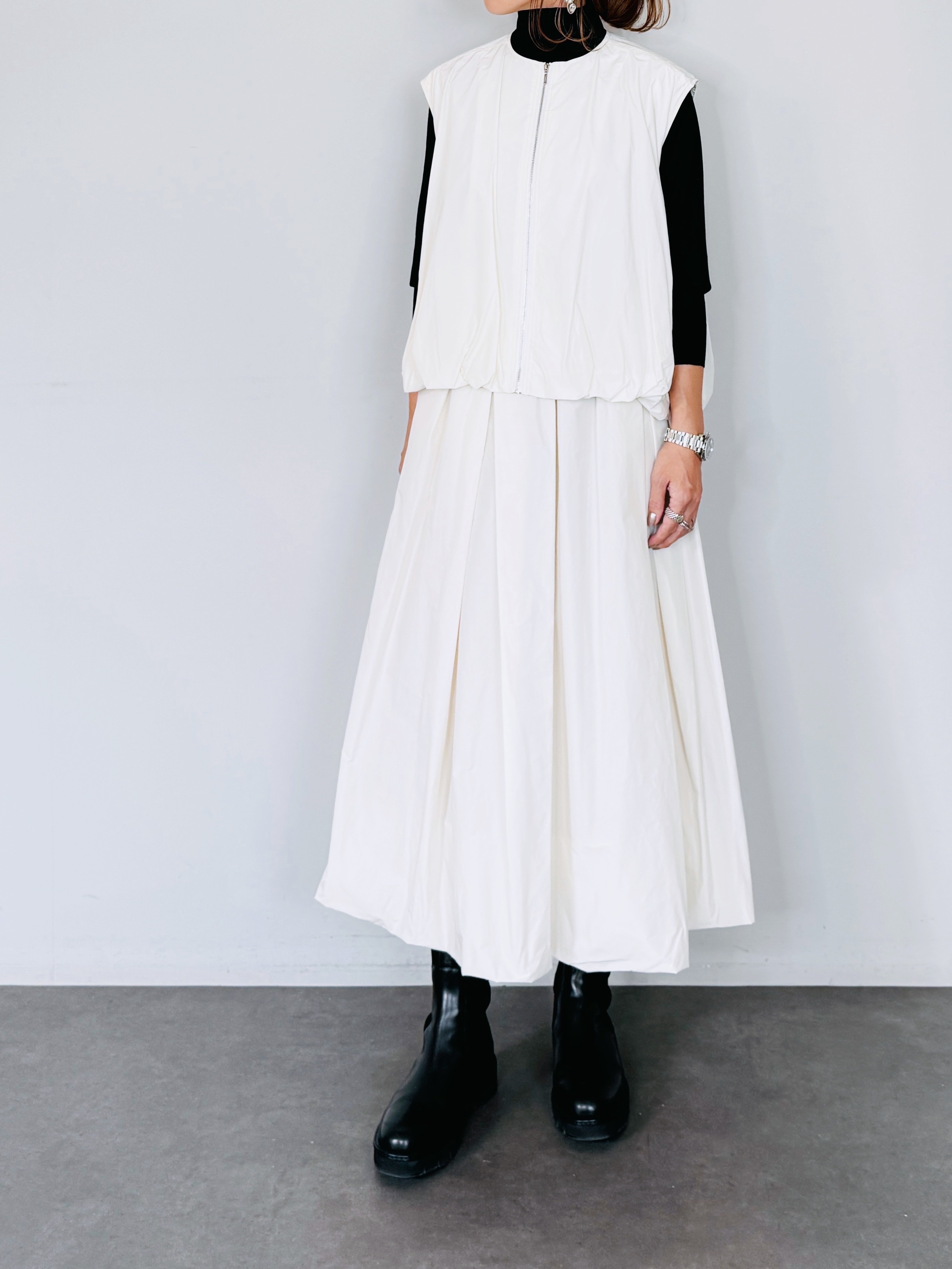 COLOR:オフホワイト:031