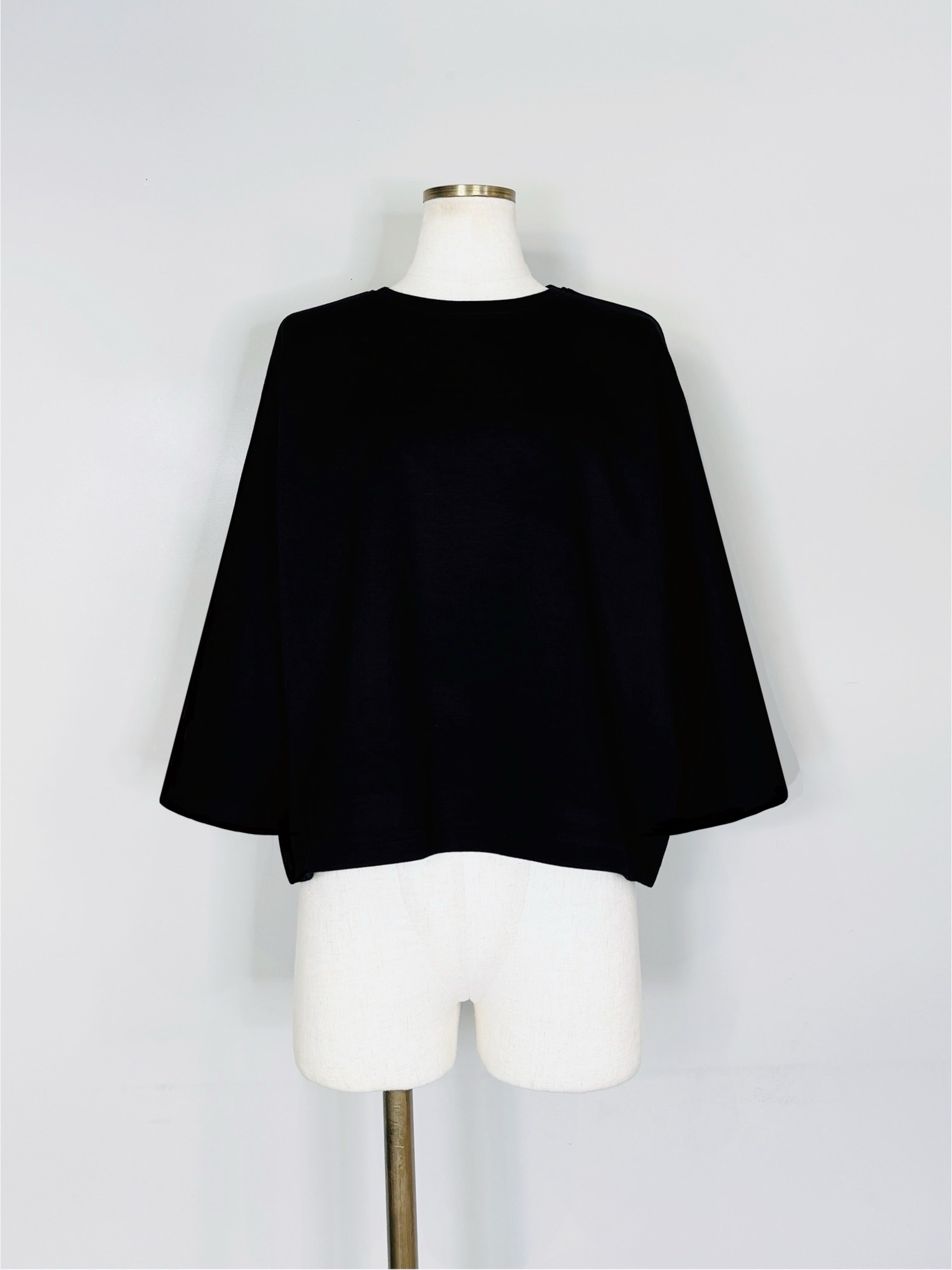 SELECT(セレクト)　ポンチドルマンショート丈プルオーバー