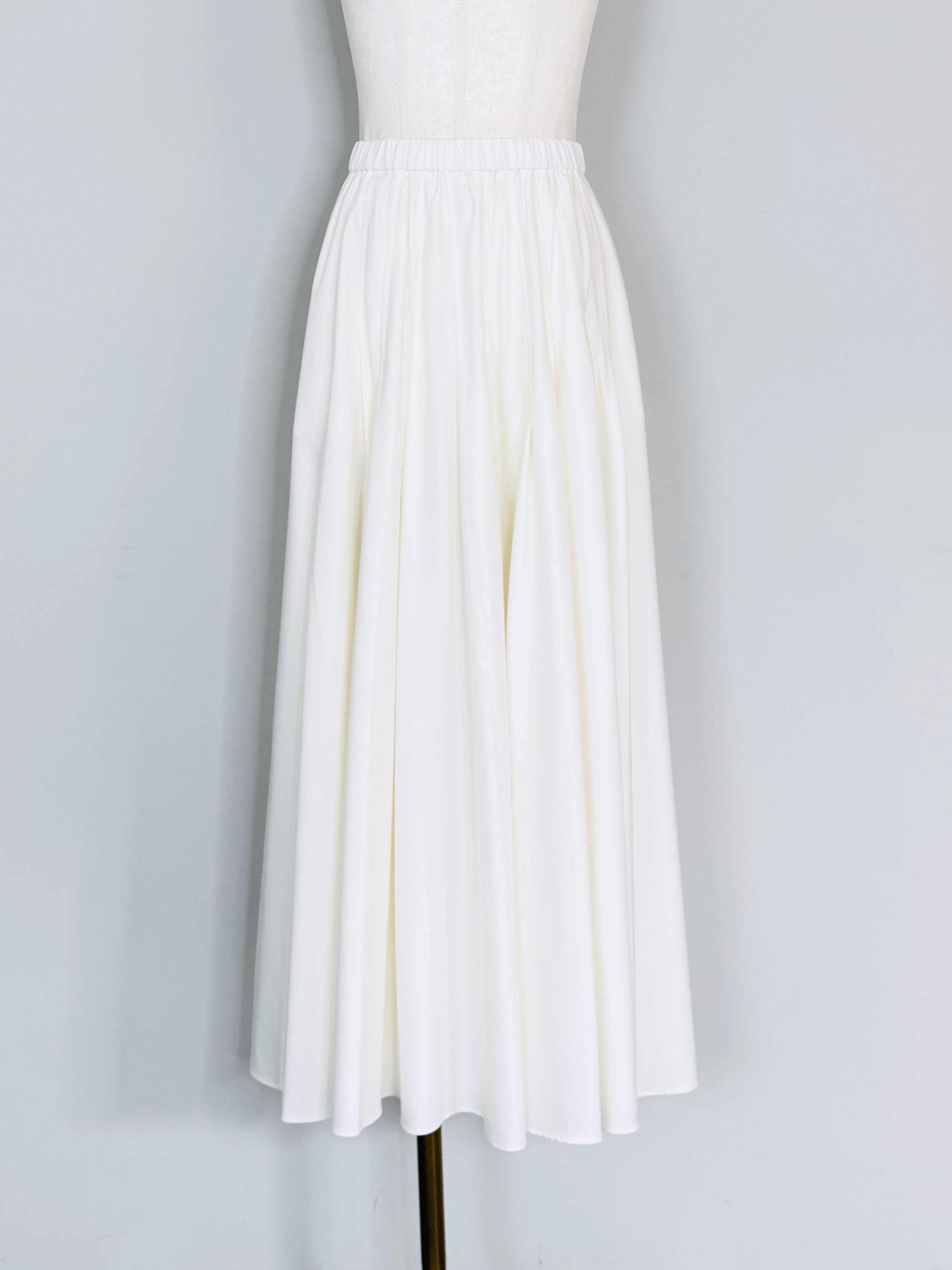 COLOR:オフホワイト