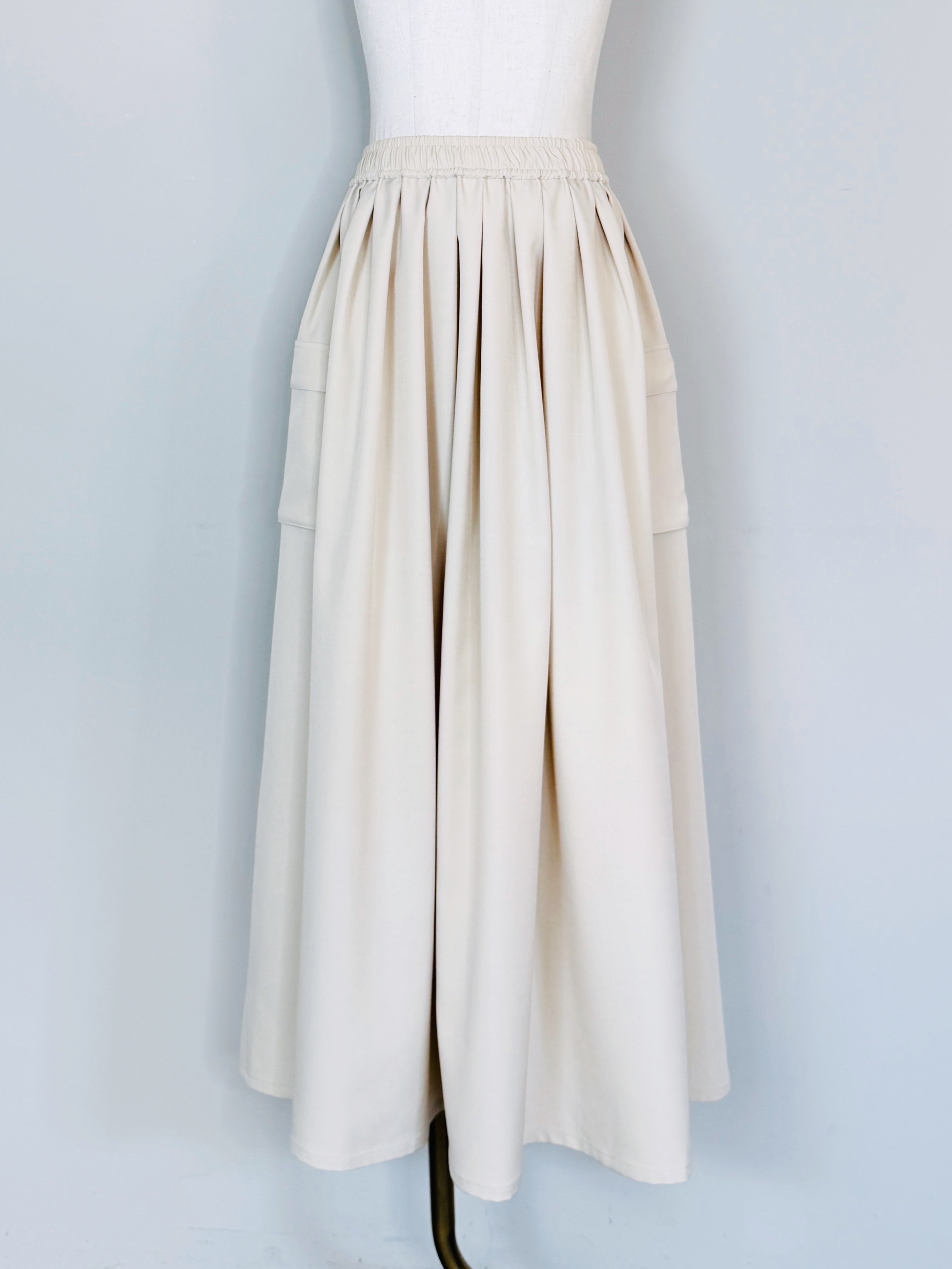 SELECT(セレクト) タックボリュームカーゴスカート｜Praise / trois