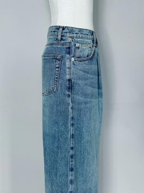 ミンチュエンさま専用　PATOU ストレートデニム 42 Lサイズ ミンチュエンさま専用 PATOU ストレートデニム 42 Lサイズ