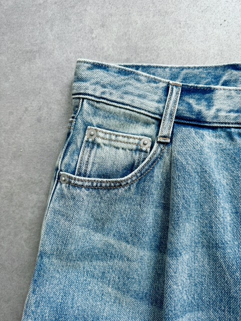 SELECT(セレクト) タックストレートデニムパンツ｜Praise / trois