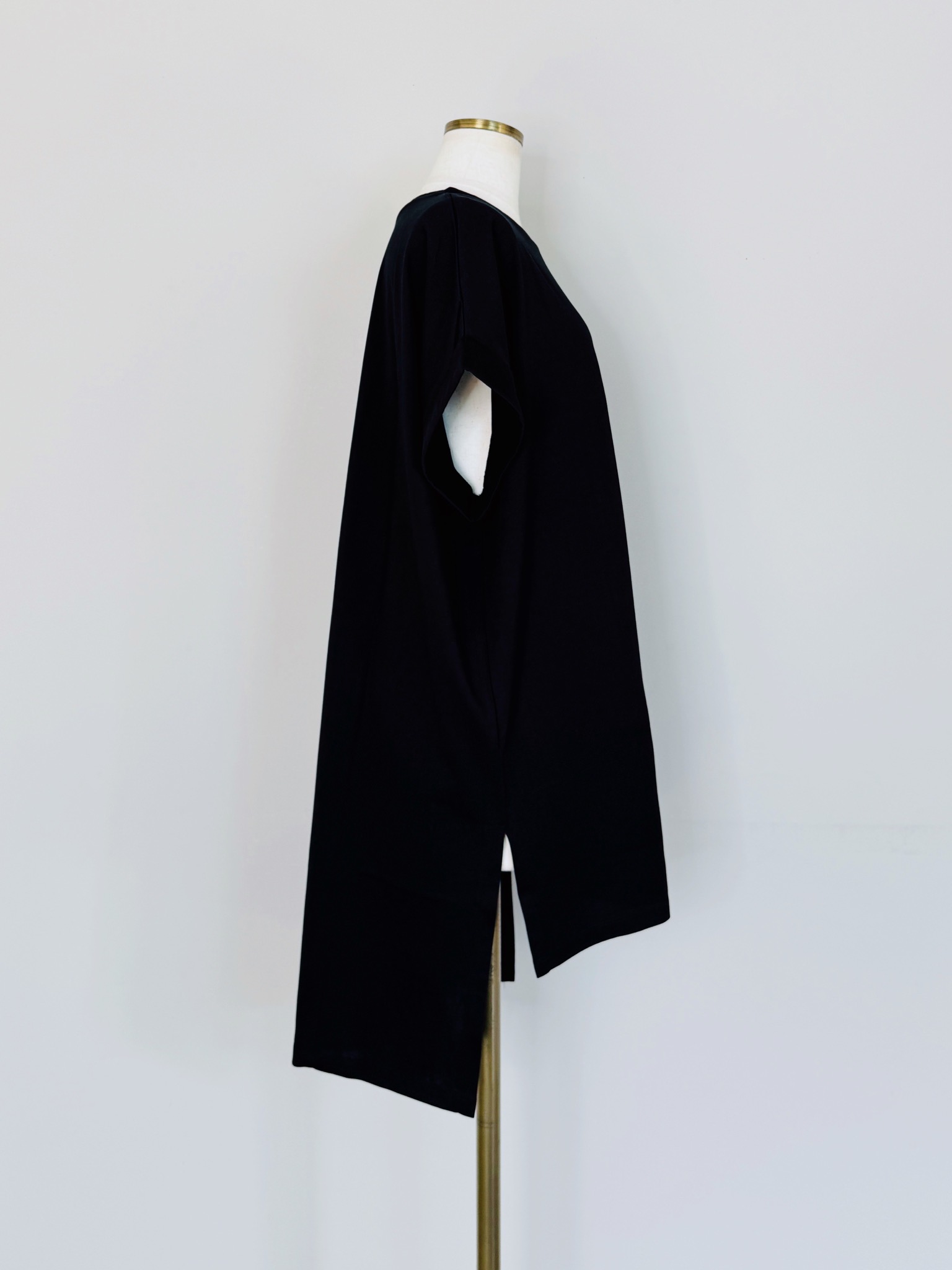 美品⭐︎chouchouセレクト　ポンチノーカラーハーフコート　ブラック 美品⭐︎chouchouセレクト ポンチノーカラーハーフコート ブラック