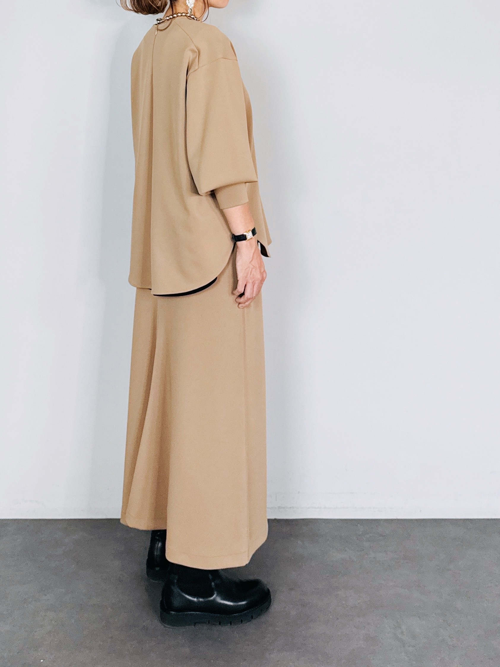 完売品　chouchou セレクト　ハイツイストスムースワンピース 完売品 chouchou セレクト ハイツイストスムースワンピース