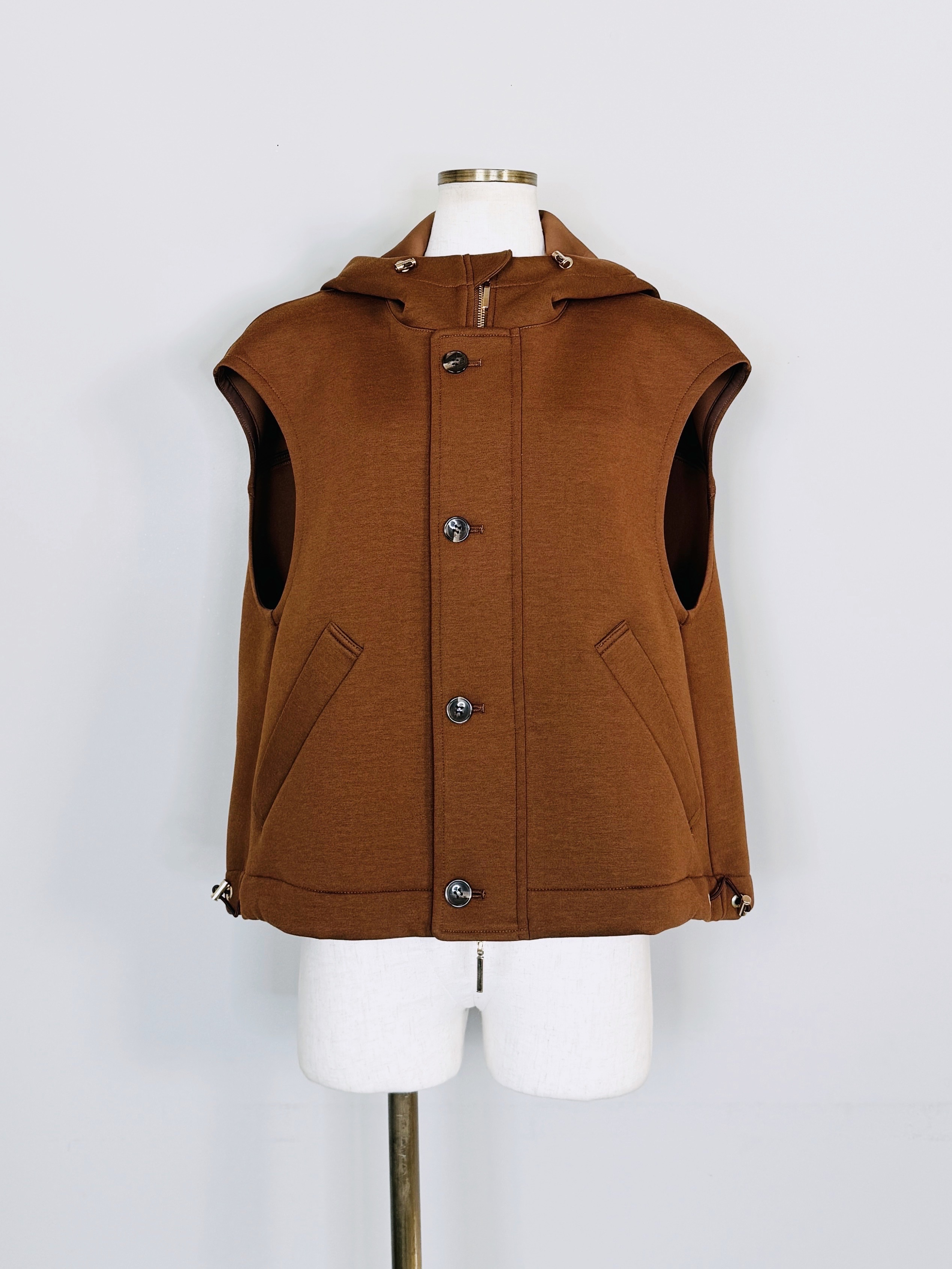 新品☆ ANAYI ダンボールフードコート/セオリー、23区、セルフォード、ロペ セルフォード】♥新作♥フレアーコートのご紹介😍 | CELFORD