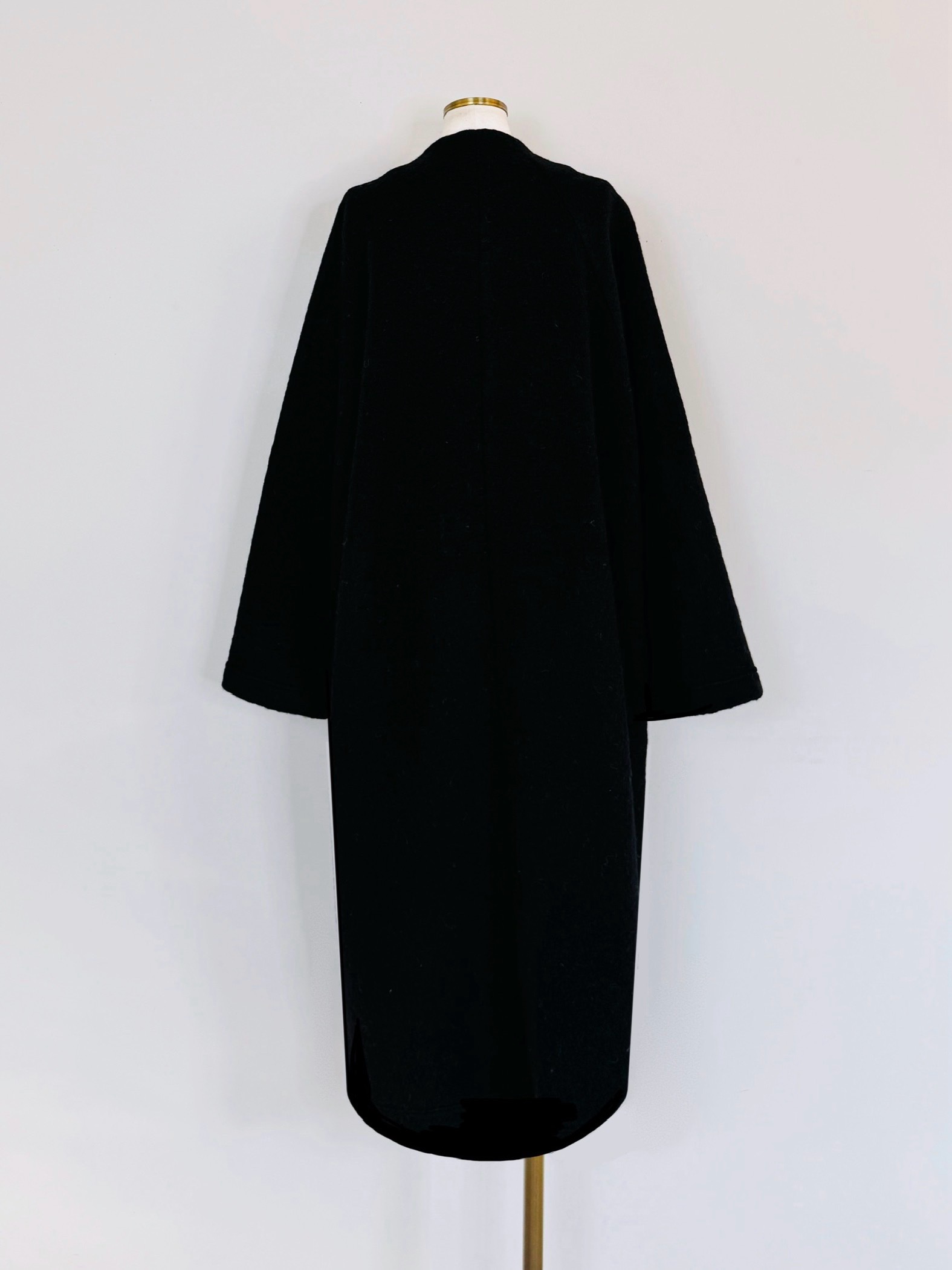 美品⭐︎chouchouセレクト　ポンチノーカラーハーフコート　ブラック SELECT(セレクト) ブークレーノーカラーロングコート｜Praise