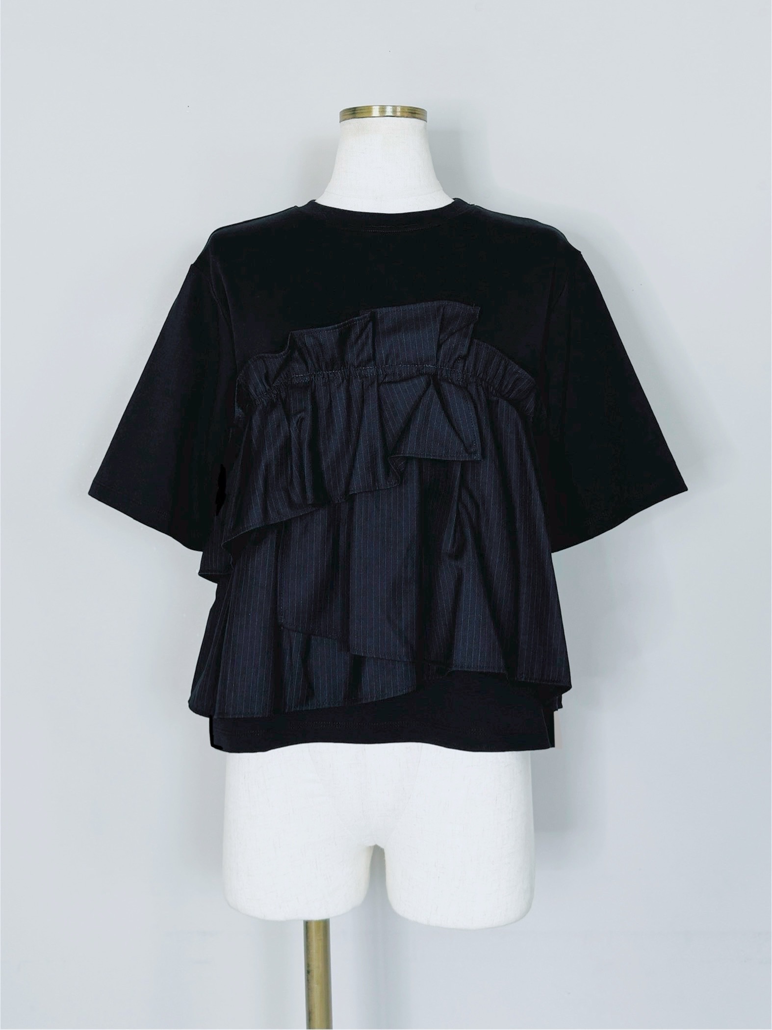 エイミー  フリルドッキングTシャツ EIMY ISTOIRE（エイミーイストワール）の「フリルドッキングTシャツ（T