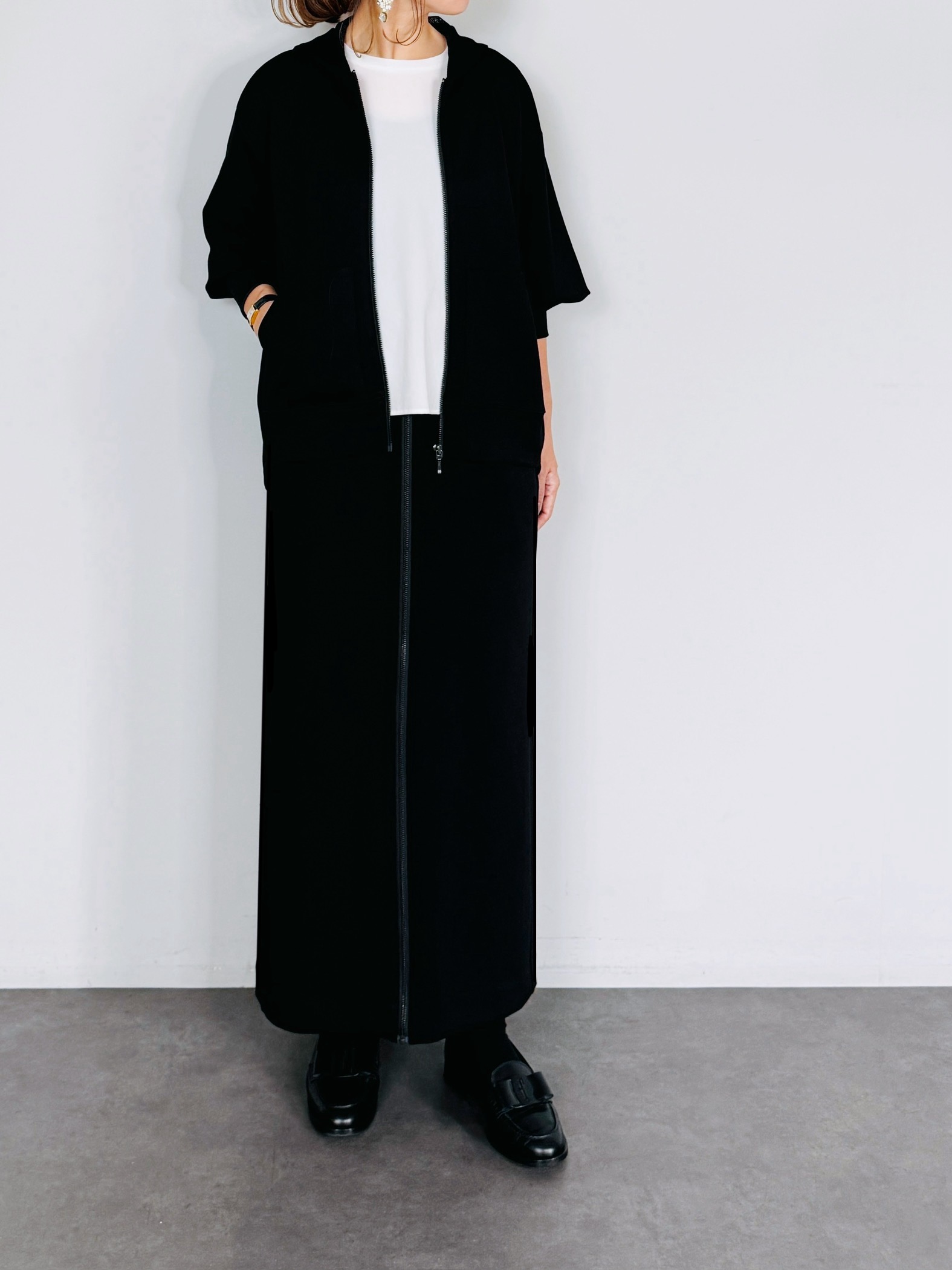 SELECT(セレクト) ライトダンボールジップアップヘムパーカー