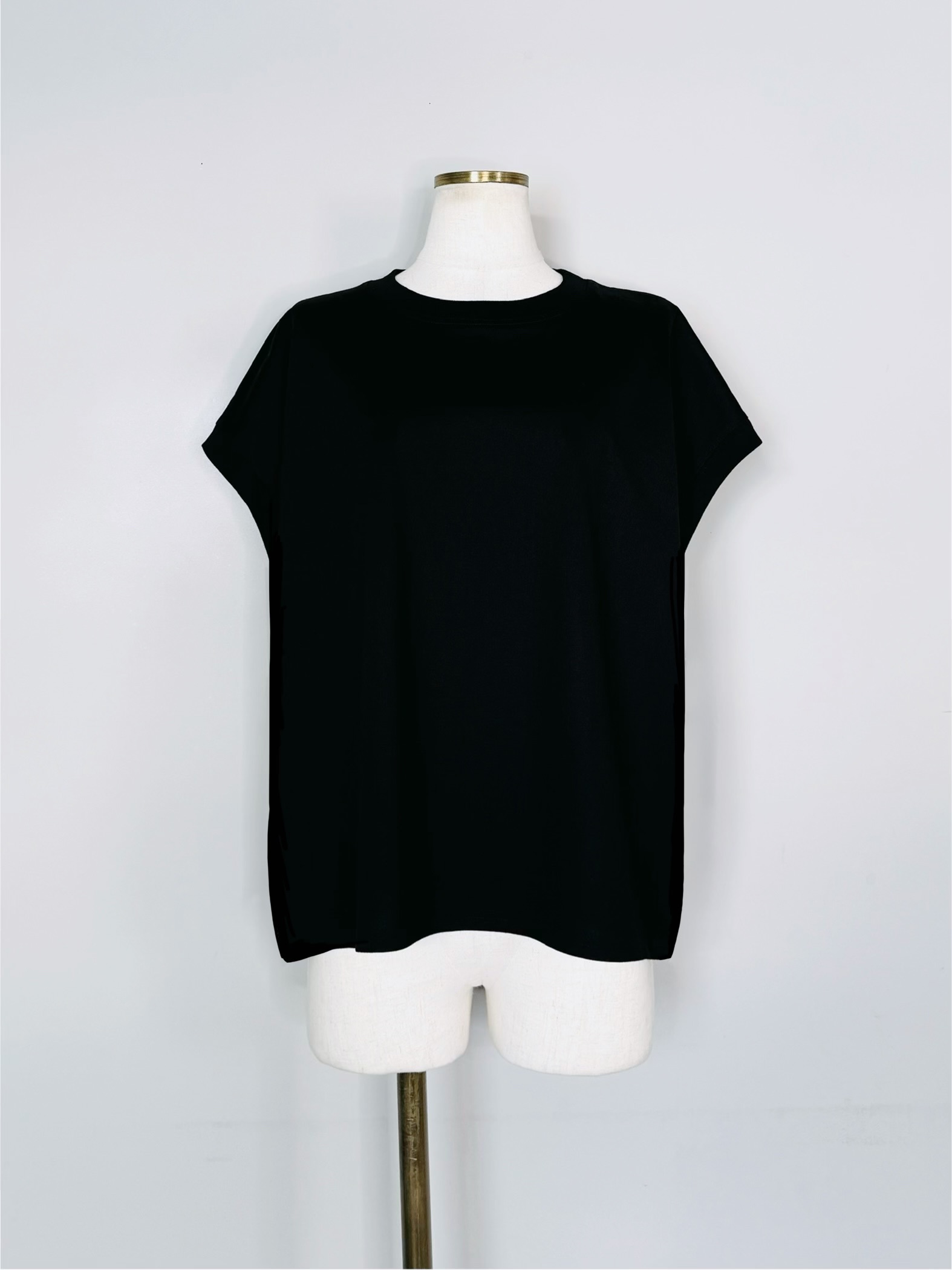 新品未使用　ハグオーワー×アメリカーナ　コラボTシャツ　フレンチスリーブ SELECT(セレクト) フレンチスリーブボックスTシャツ ｜Praise / trois