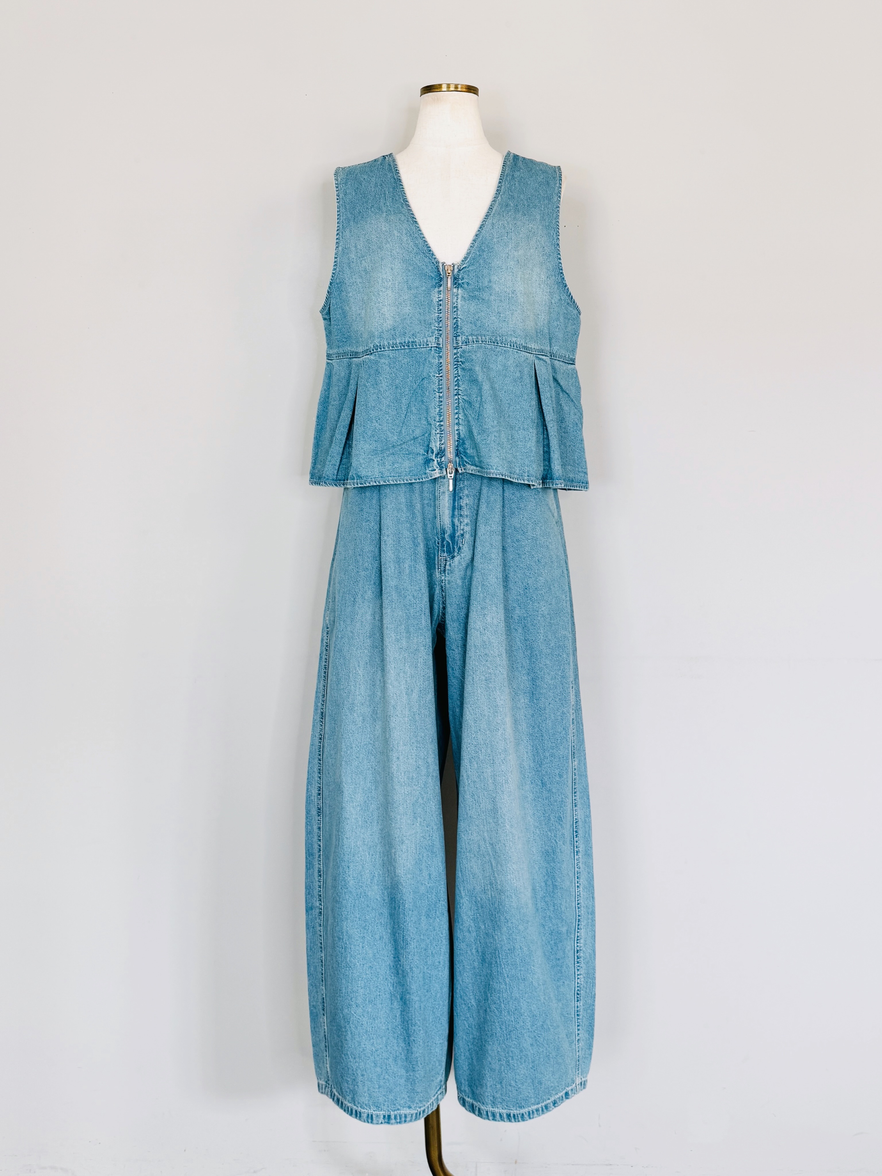 完全ヘムヘムニキさん専用 SELECT(セレクト) 前後2WAYデニムペプラムジレ《SET UPアイテム