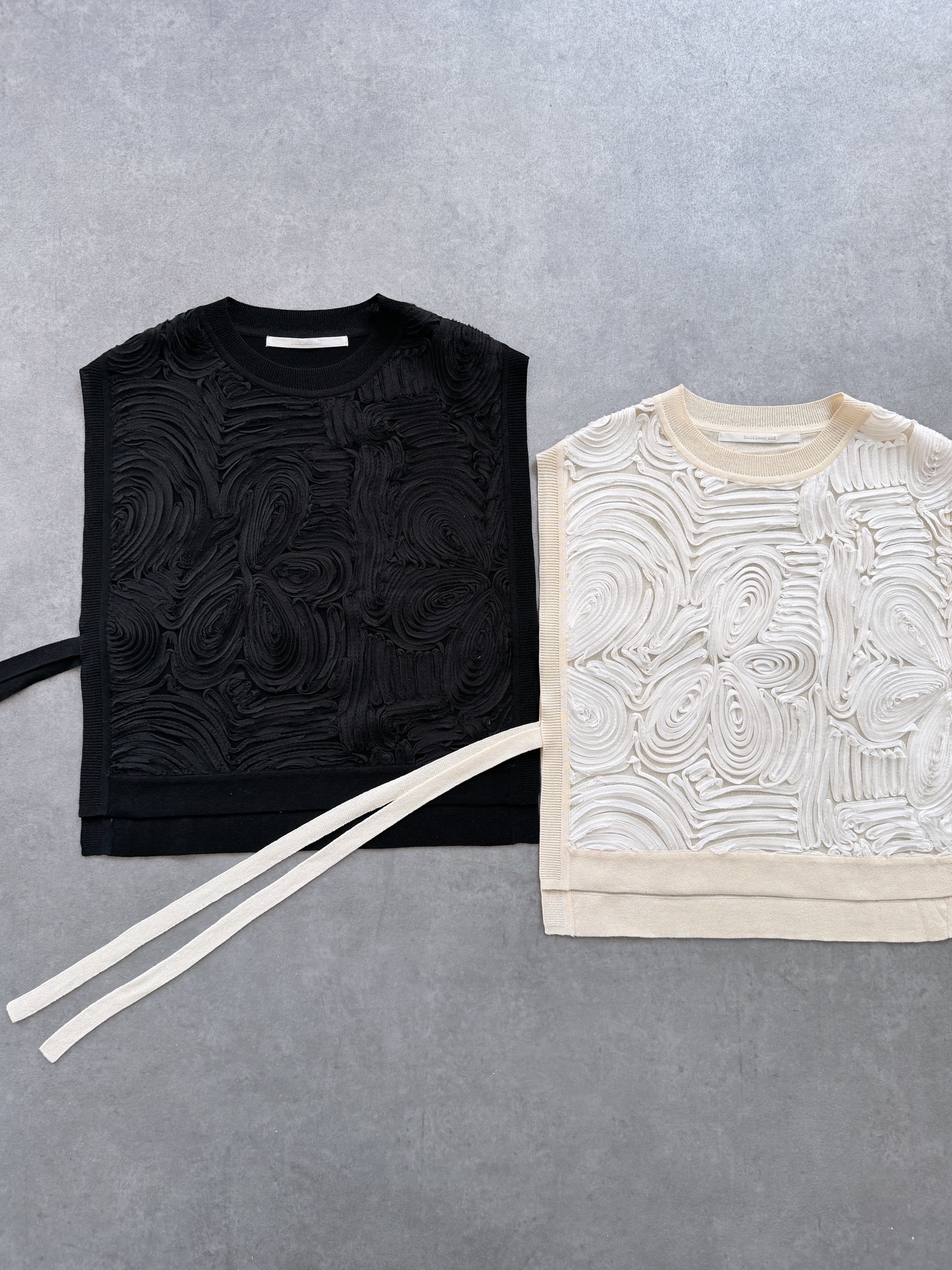 SELECT(セレクト)　テープ刺繍異素材リボンベスト