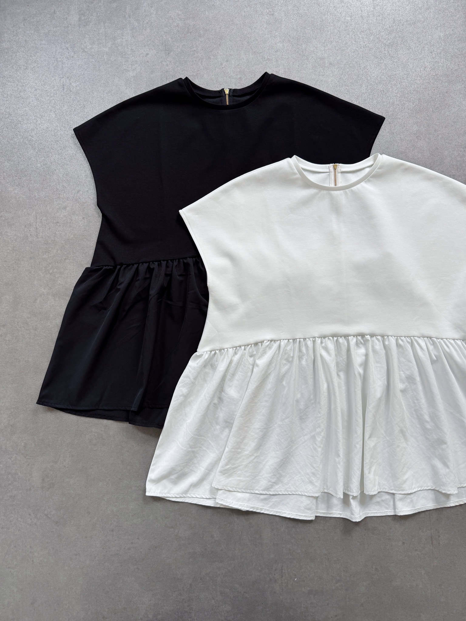 SELECT(セレクト) バックジップドッキングペプラムプルオーバー