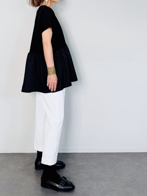 SELECT(セレクト) バックジップドッキングペプラムプルオーバー