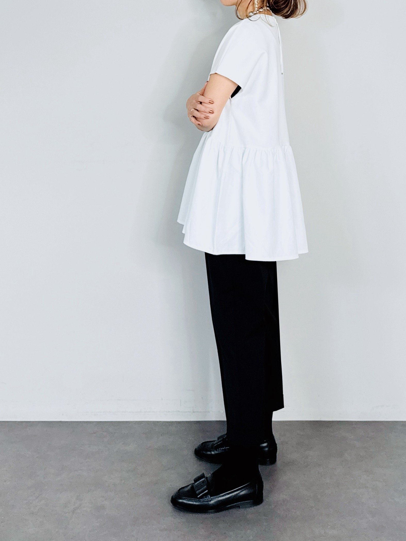 SELECT(セレクト) バックジップドッキングペプラムプルオーバー