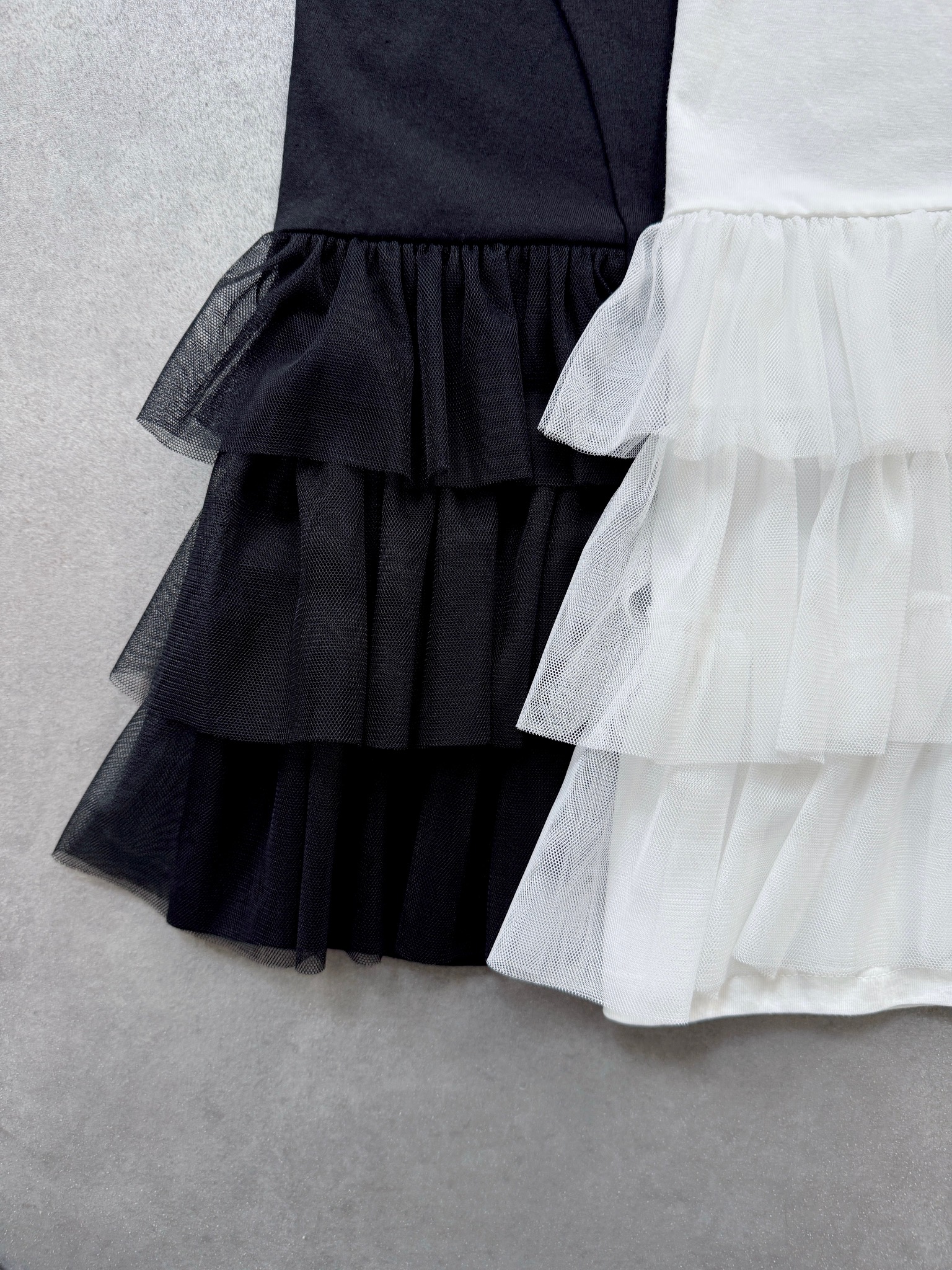 TOPS｜Praise / trois / anana / NICOLE｜ chouchou