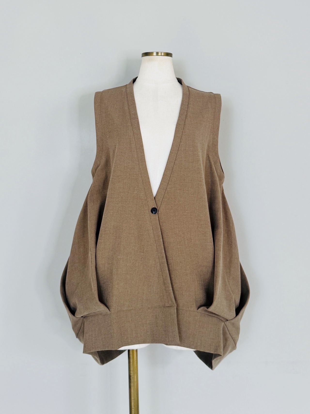 SELECT(セレクト)　ストレッチツイルノーカラーコクーンジレ《SET UPアイテム》