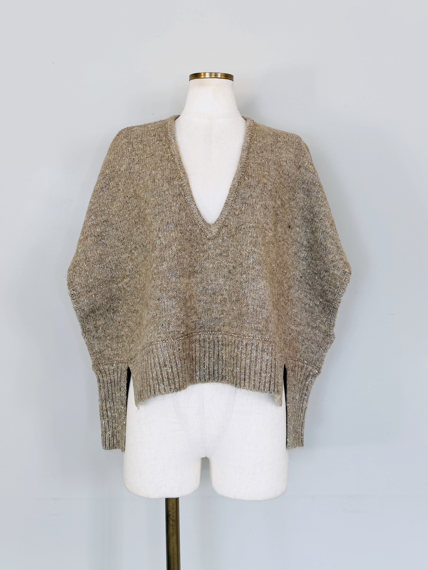 新品未使用タグ付き　YONFA クーコーベスト　（gray brown） SELECT(セレクト) グリッターヤーンショートベスト｜Praise / trois