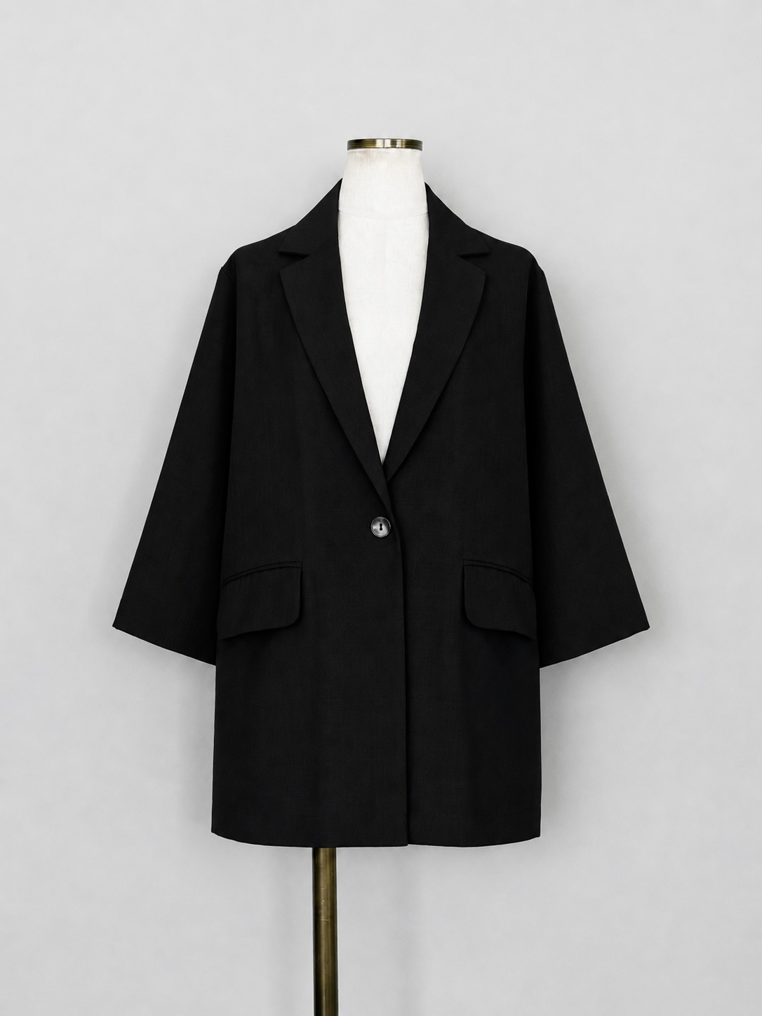 OUTER｜Praise / trois / anana / NICOLE｜ chouchou