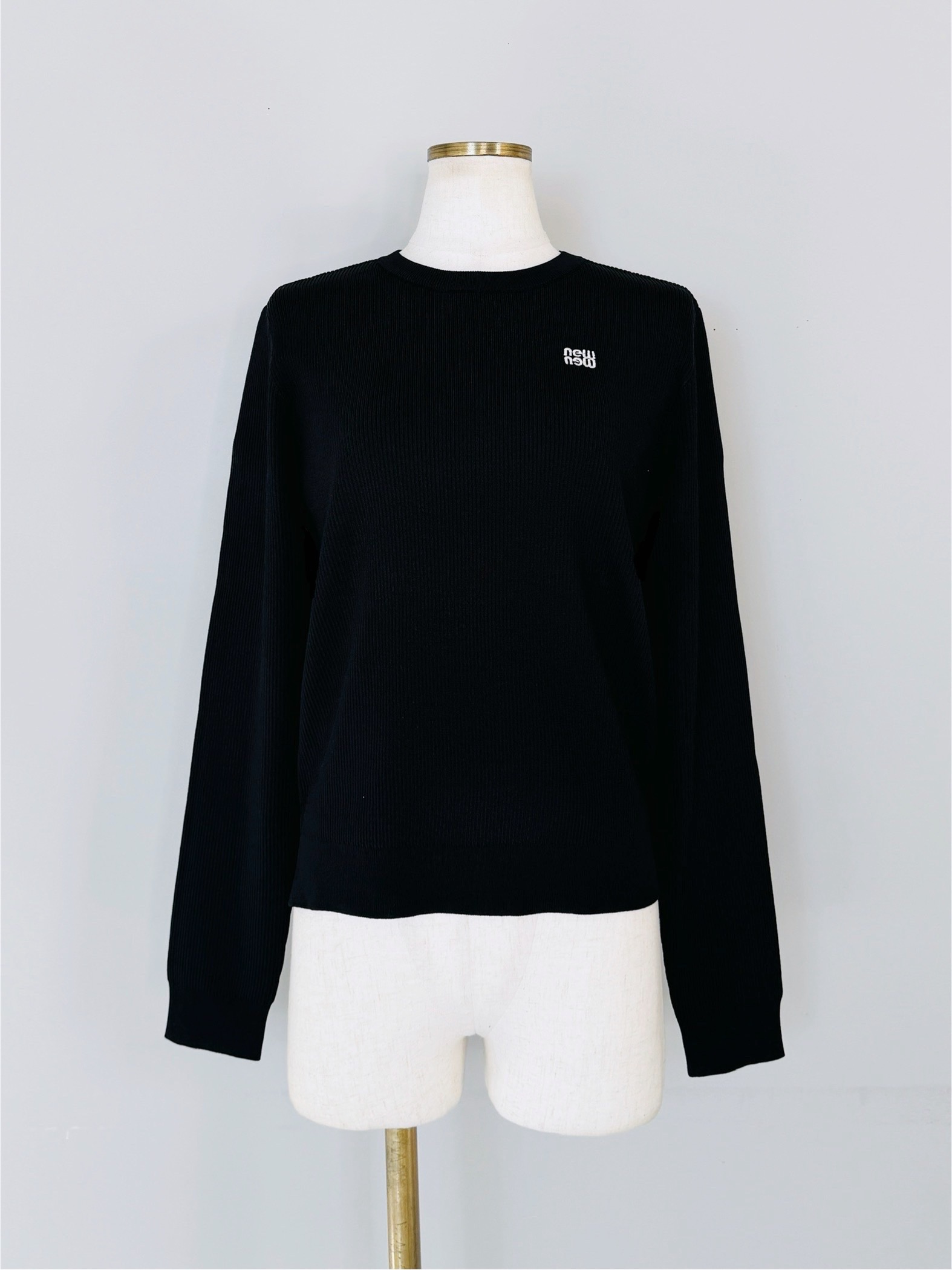 美品⭐︎chouchouセレクト　ポンチノーカラーハーフコート　ブラック 美品⭐︎chouchouセレクト ポンチノーカラーハーフコート