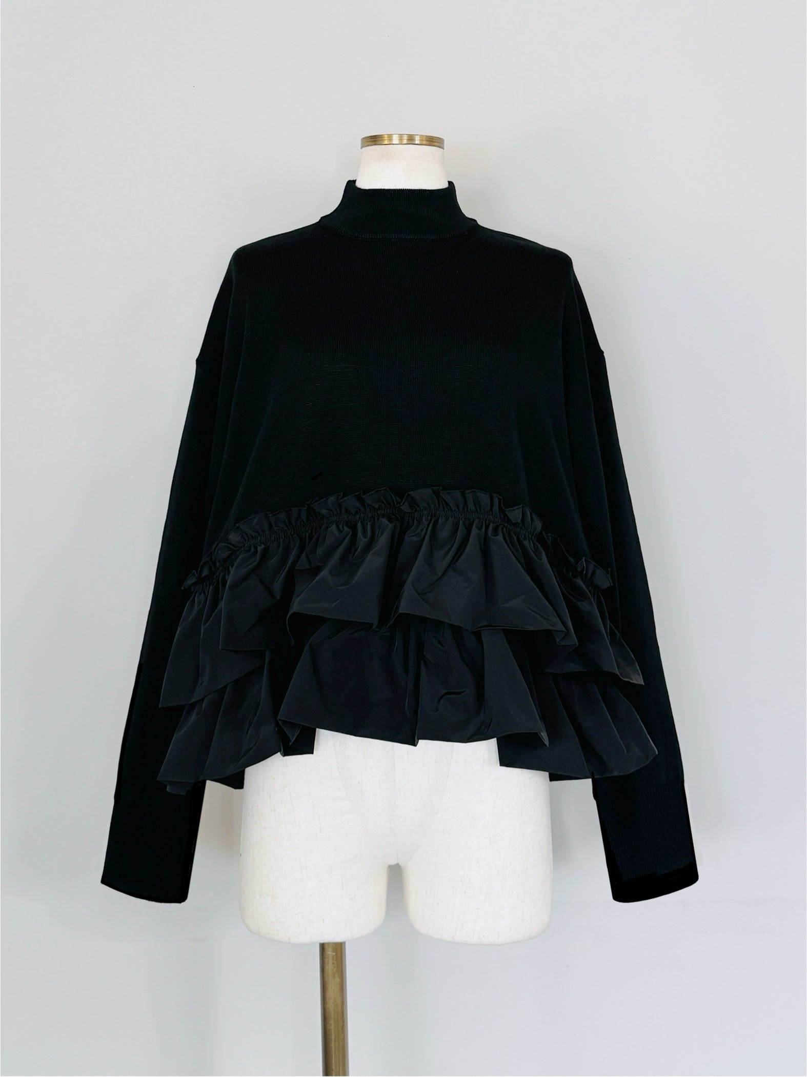 SELECT(セレクト) ボリュームフリルニット｜Praise / trois / anana