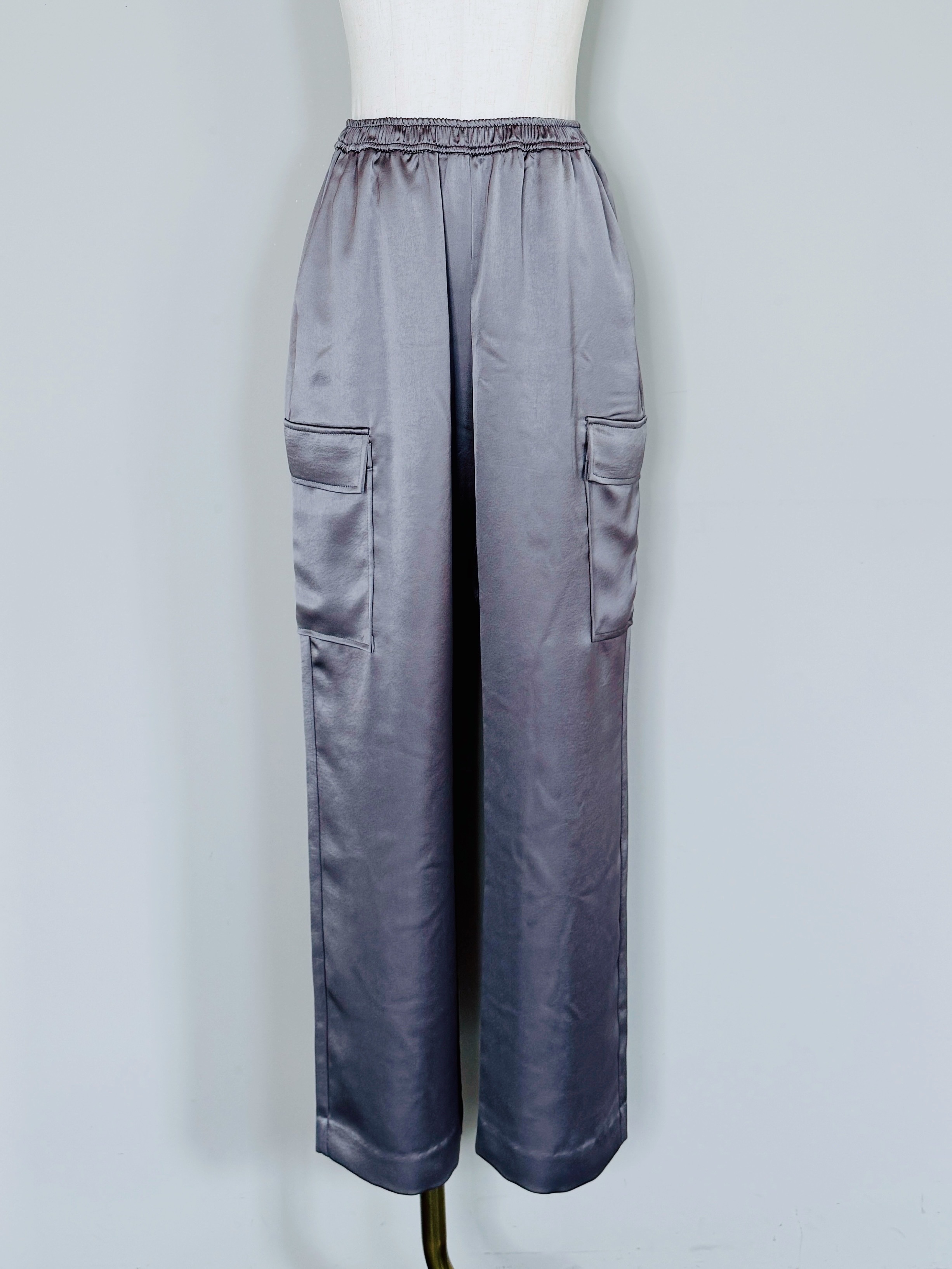 新品　<ASTRAET>ACE サテン カーゴ イージーパンツ シャイニーサテンカーゴパンツ｜J'aDoRe JUN ONLINE OUTLET